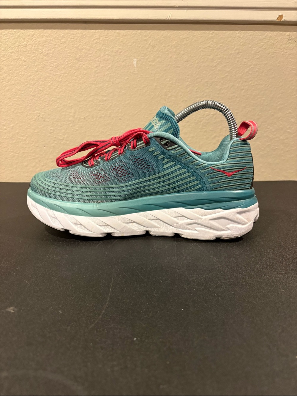 Hoka One One Bondi 6 Shoes Womens Size 6.5 Teal Green Pink White Fast Shipping - Picture 5 of 9